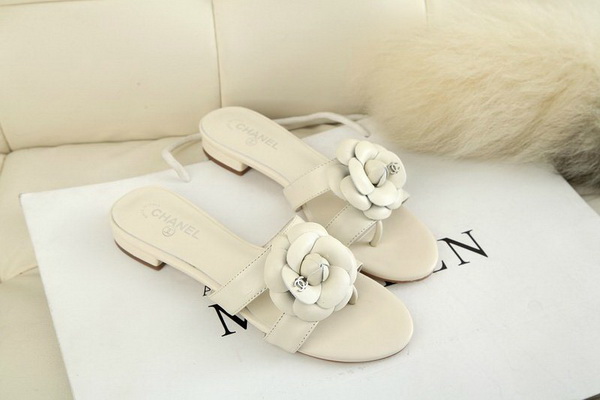 CHANEL Slippers Women--063